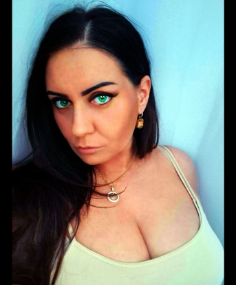 Христина, 35